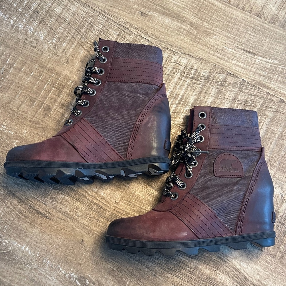 Women’s Sorel winter boots